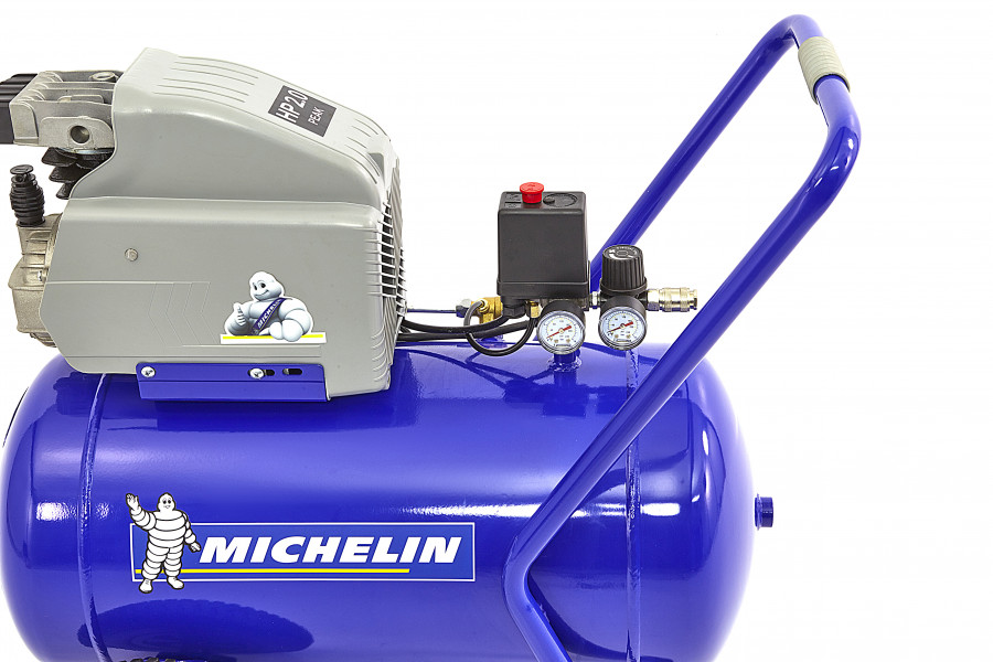 Compresseur Michelin MB50 + accessoires (sélection de magasins) –